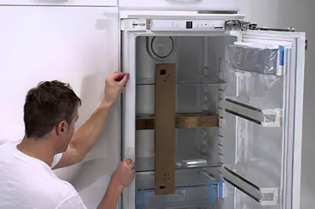 Установка холодильника Bosch